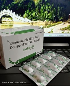 Esomeprazole Domperidone Capsules