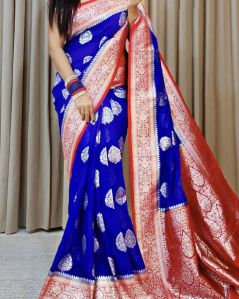 Banarsi Hand Loom Kattan Gorget Silk Saree