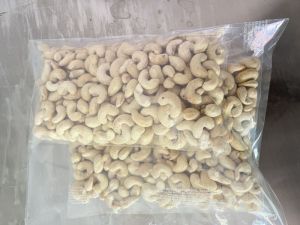 finished cashew nuts