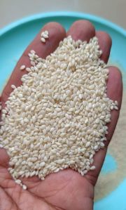 white sesame seeds