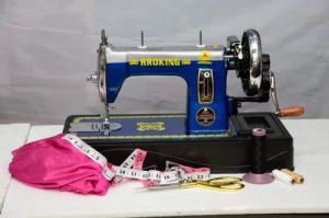 hand operated sewing machine