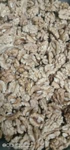 light half white walnut kernels