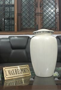 White pearl Cremation urns with velvet bag