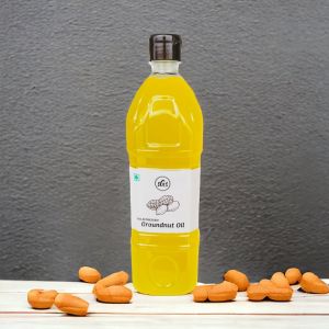 Wood Pressed Groundnut Oil