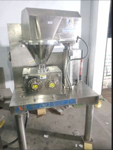 Roll Compactor Machine