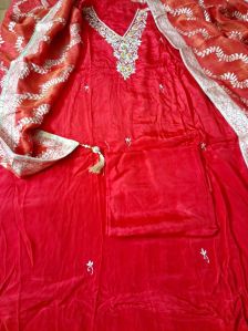 Ladies Traditional Unstitched Suit