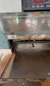 Wohlenberg Paper Cutting Machine