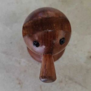 wooden spectacles holder