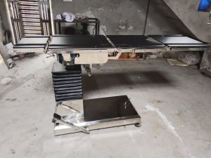 Crm ot table Hydraulic