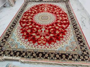 Hand Knotted Carpets