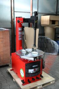 Two Wheeler Tyre Changer Machine