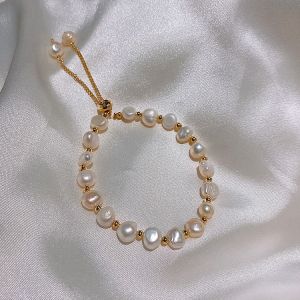 Temperament Pearl Bracelet