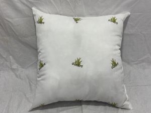 EasePuff Satin Cushion