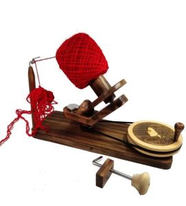 Rosewood Yarn Winder