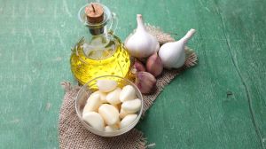 Garlic Oil