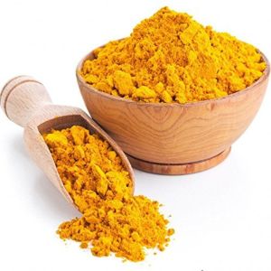 yellow turmeric powder