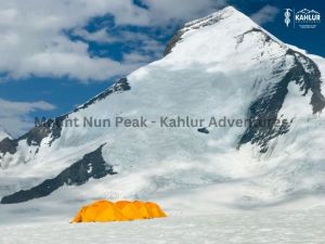 mountaineering adventure tours