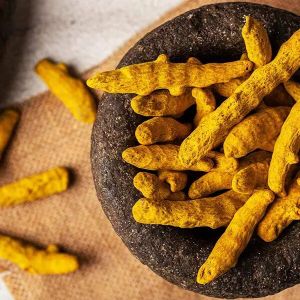 dried turmeric finger