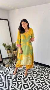 Ladies Yellow Floral Print Cotton Kurta Set