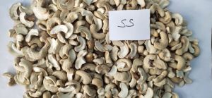 SS Split Cashew Nuts