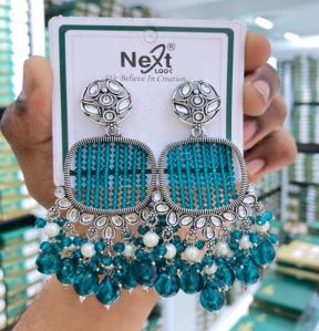 Next Look Earrings