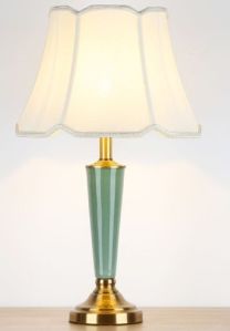 TL1009 Enamel Table Lamp