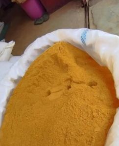 dry turmeric powder