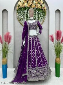 Ladies Designer Wedding Wear Lehenga Choli