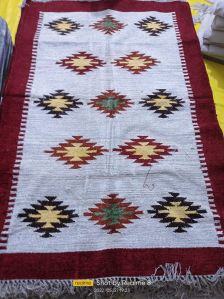 handknotted woolen Rug