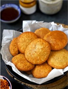 Chapti kachori