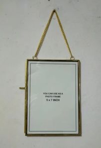 hanging photo frame