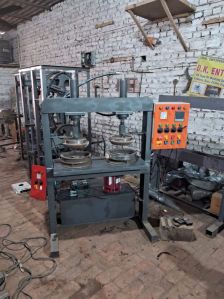 Semi Automatic Double Die Dona Making Machine