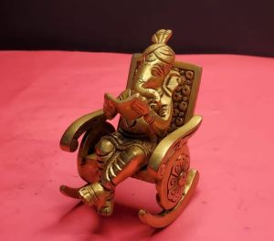 800 gram resting ganesha statue