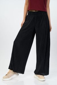 Ladies Classic Black Pleated Culotte