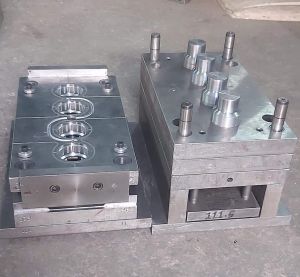 plastic injection moulding moulds