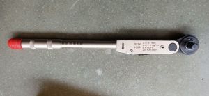 manual torque wrench