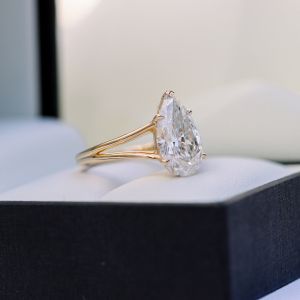 pear ring