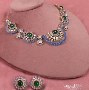 Tiyyani Necklace Set