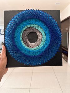 Circle inside circle string art