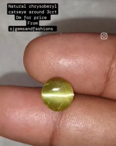 natural chrysoberyl cats eye stone