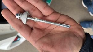 wing screw