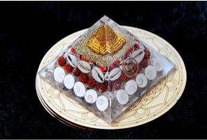 Money magnet shriyantra