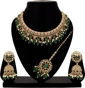 Traditional Adorned Beauty Choker Necklace set