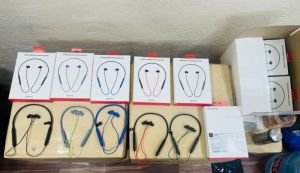 neckband headphone