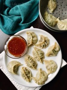 Momos