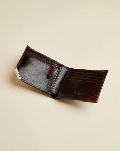 Pu Wallets