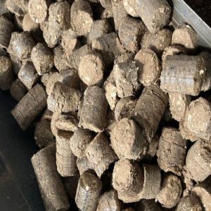 90mm Saw Dust Briquettes