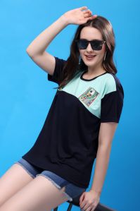 SHORT LENGTH T SHIRT IN TWO COLOUR COMBINATION