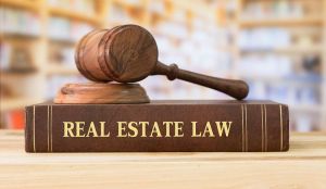 real estate lawyer