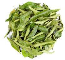 dehydrated curry leaves